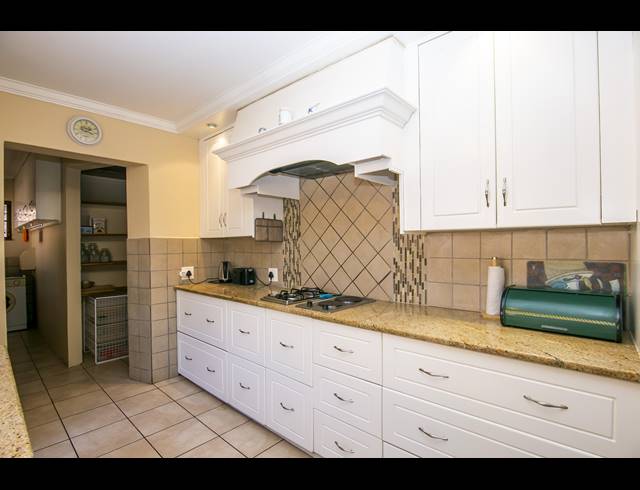 4 BEDROOM HOUSE TO LET IN FAIRLAND